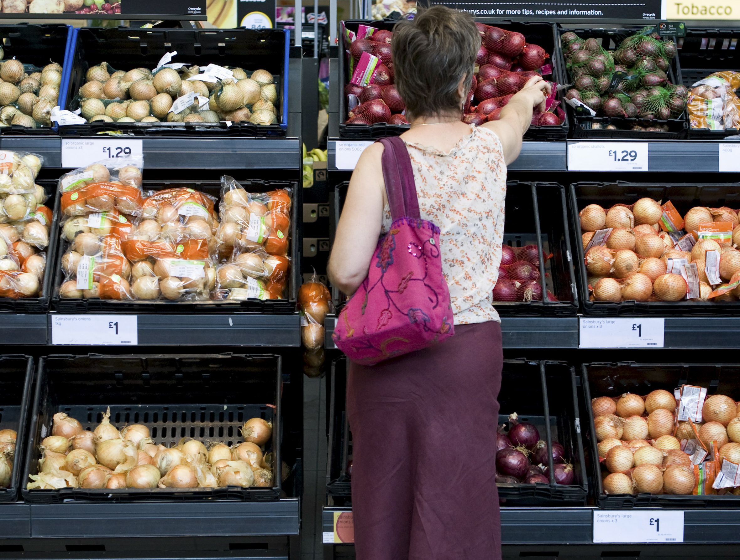 Inflacja Spowodowana Przez Nadmierne Zakupy Ludności Nazywana Jest Inflacja nam niestraszna. Wynagrodzenia rosły w zeszłym roku szybciej